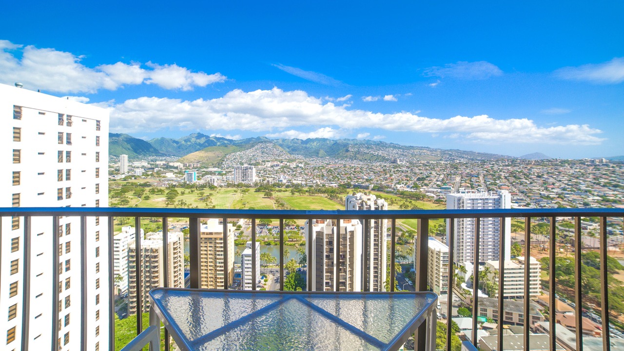 Photo of Patio Balcony in Diamond Head - Kapahulu - St. Louis