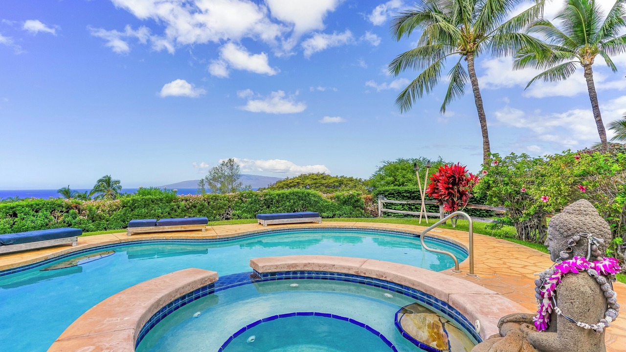 Photo of Outdoor in Historic Lahaina Front Street