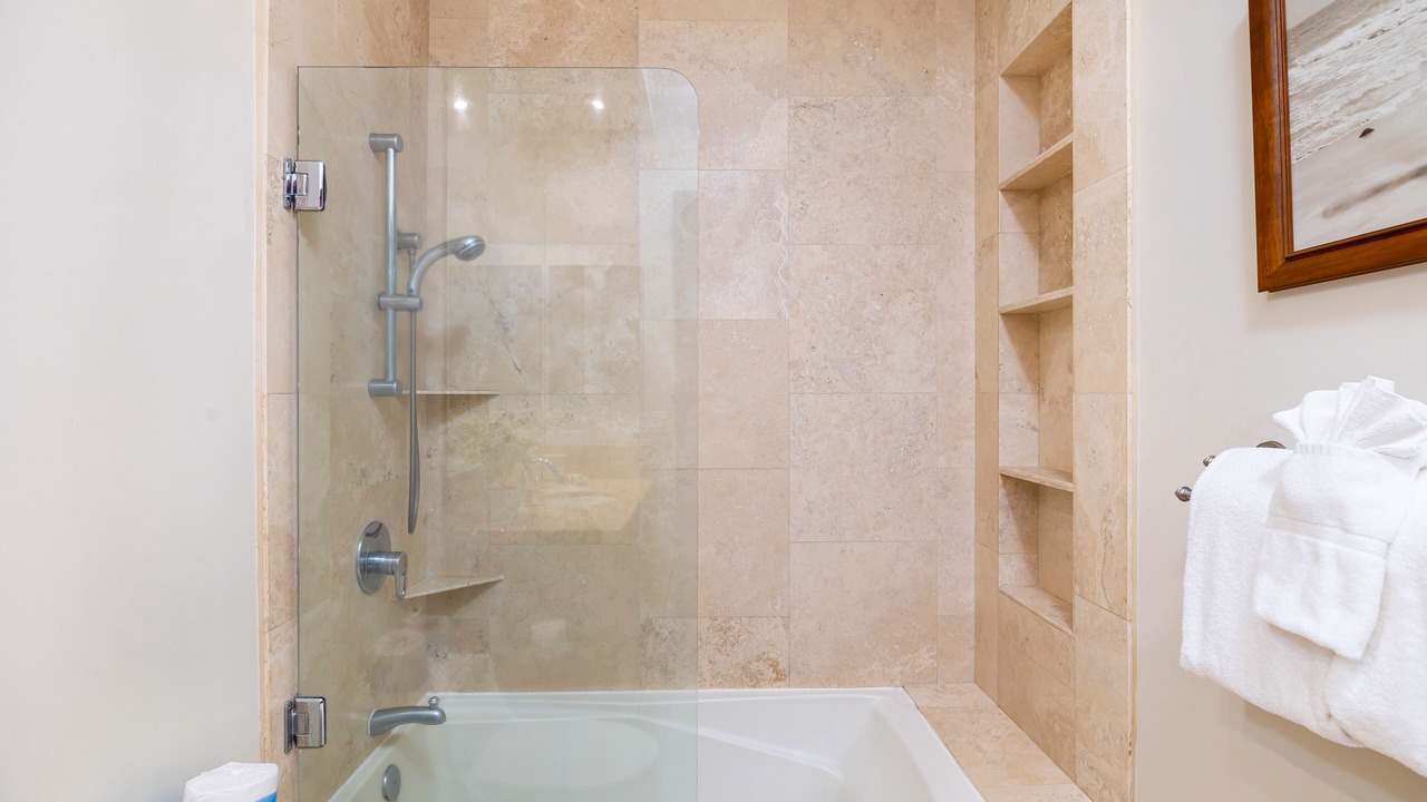 Photo of Bathroom in Waikiki