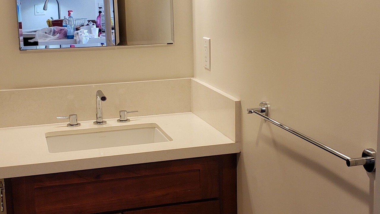Photo of Bathroom in Waikiki