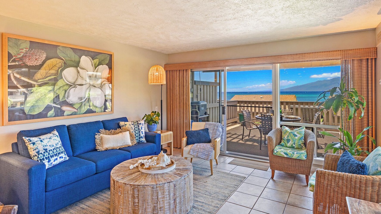 Photo of Livingroom in Kahana