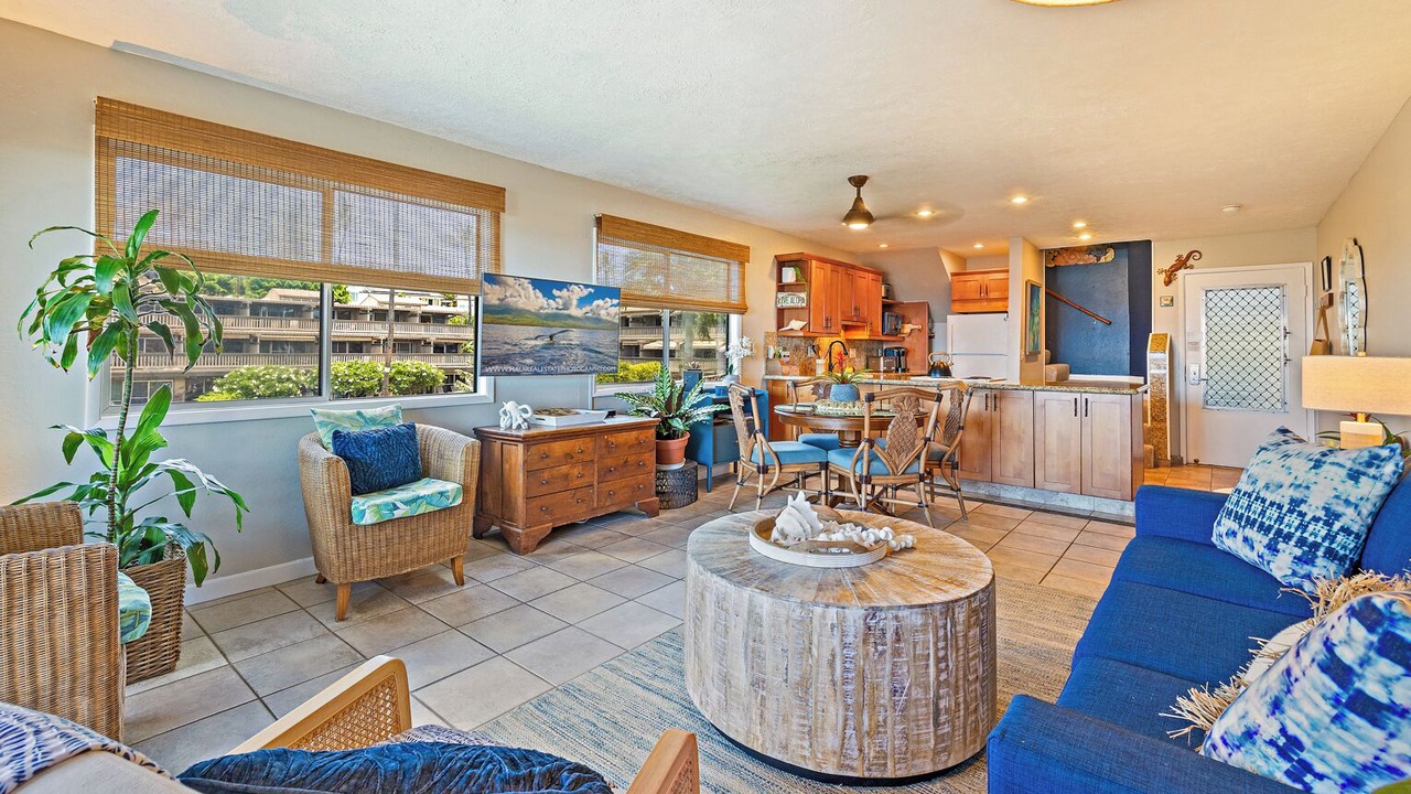 Photo of Livingroom in Kahana