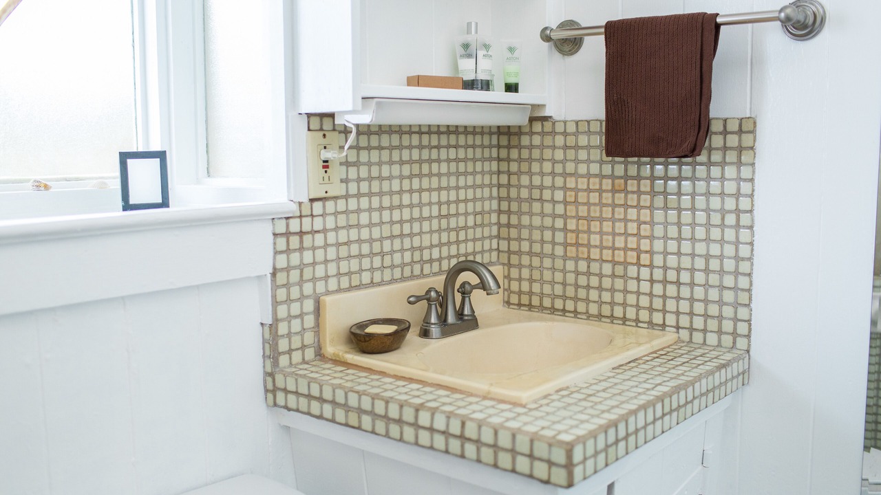 Photo of Bathroom in Hauula