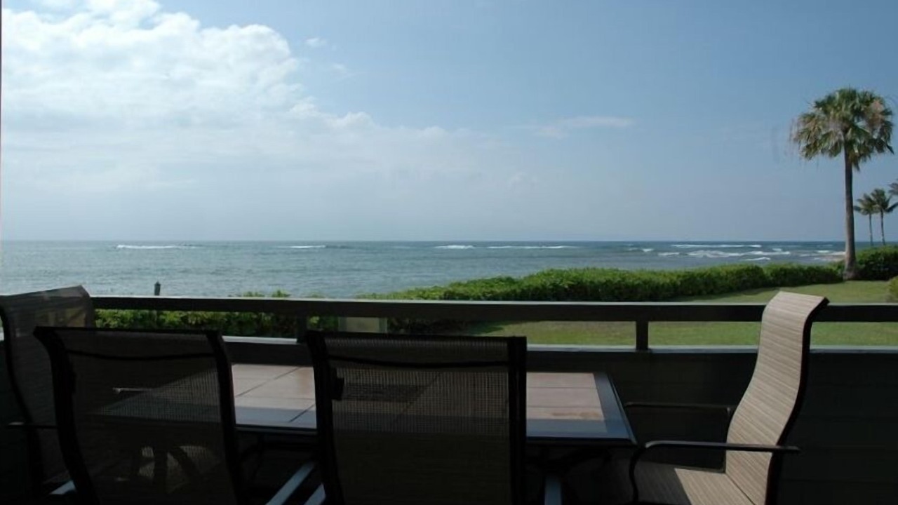 Photo of Others in Kahana