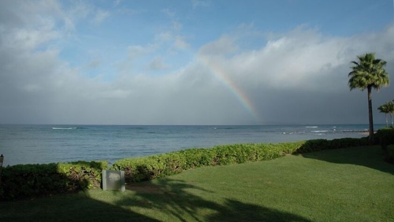 Photo of Others in Kahana