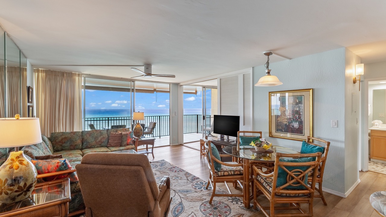 Photo of Livingroom in Kahana