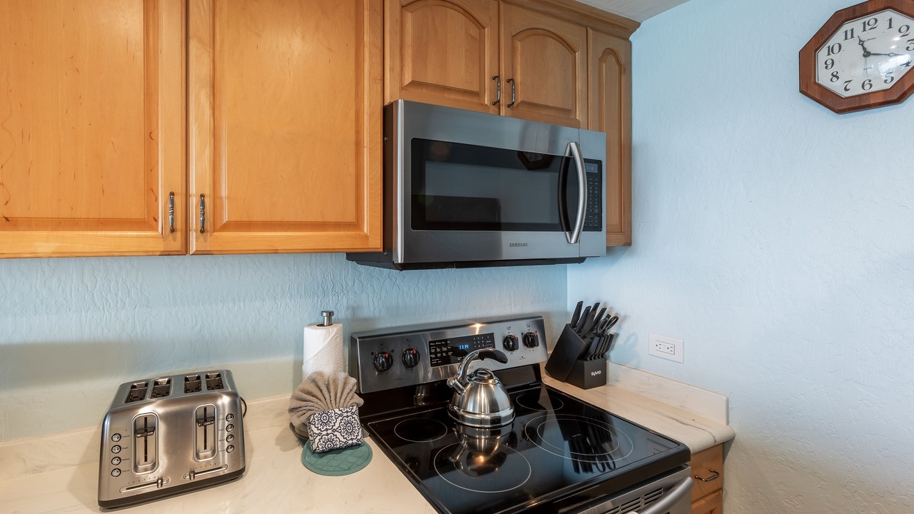 Photo of Kitchen in Kahana