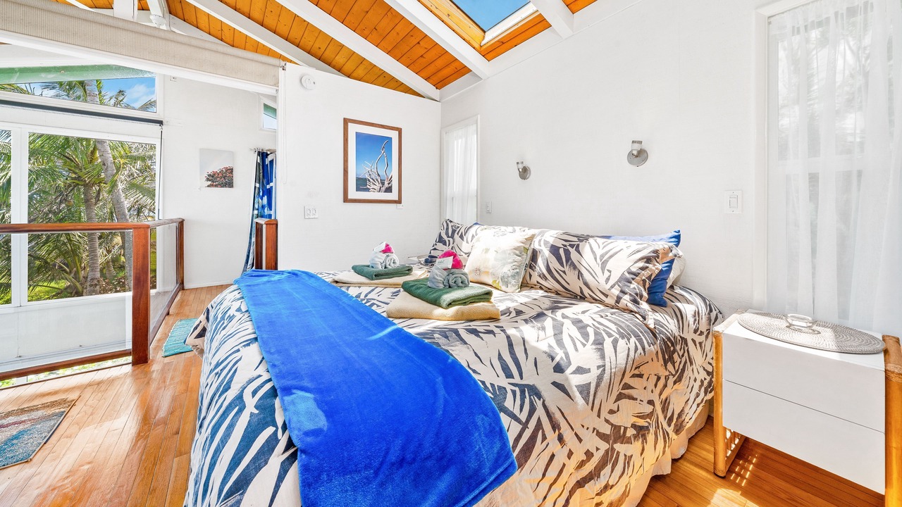 Photo of Bedroom in Haiku