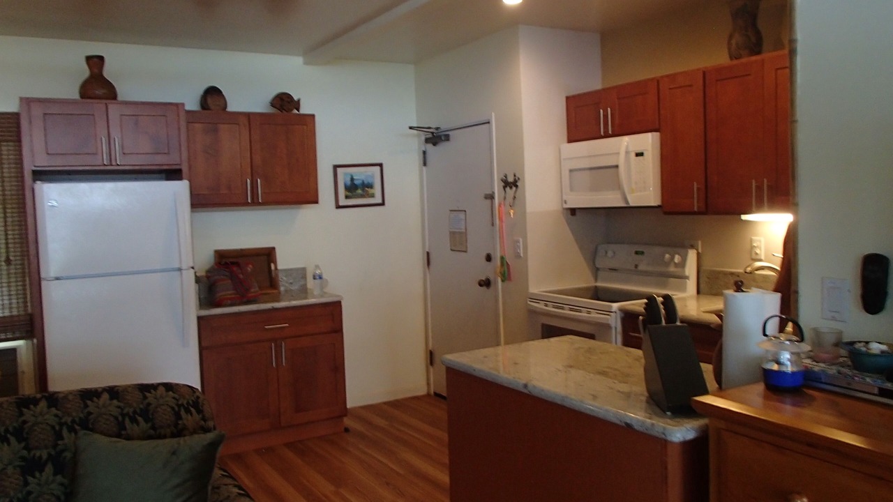 Photo of Kitchen in Maunaloa