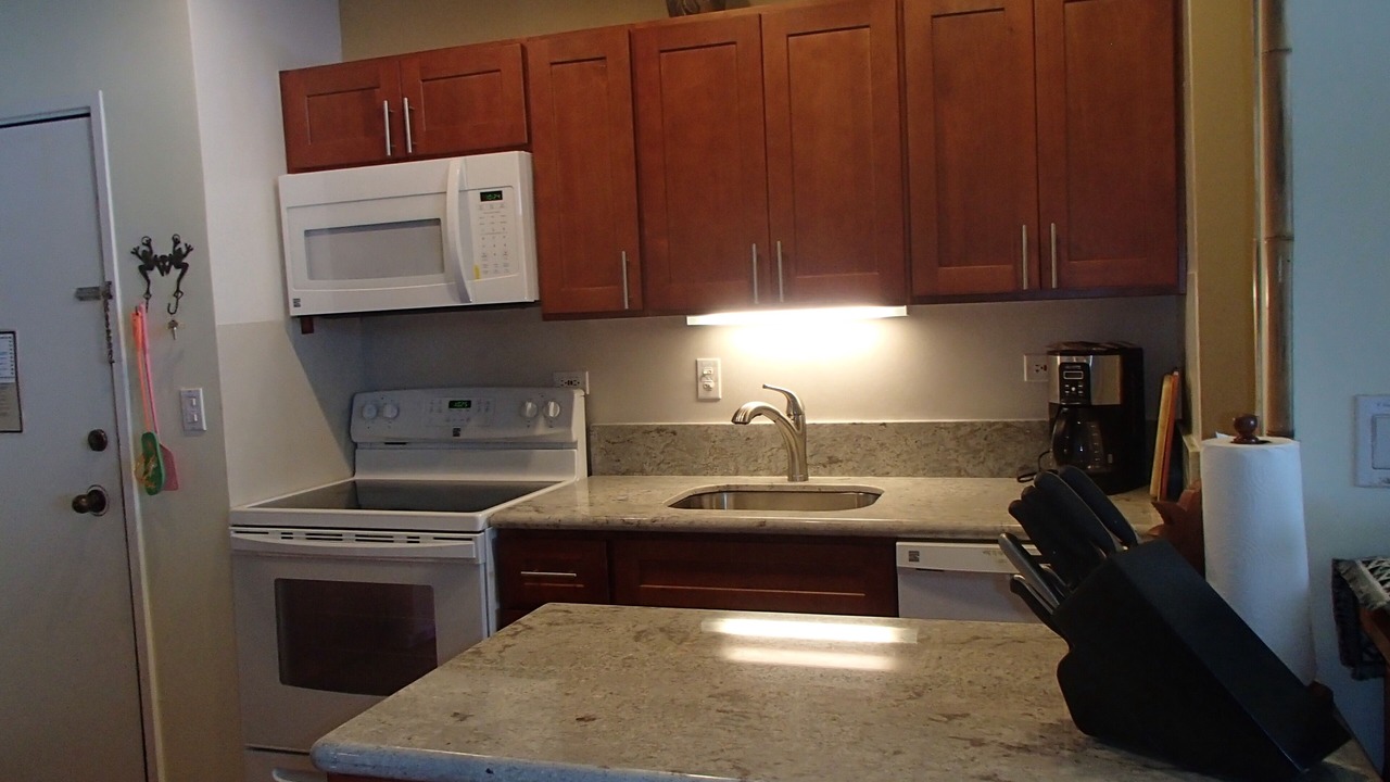 Photo of Kitchen in Maunaloa