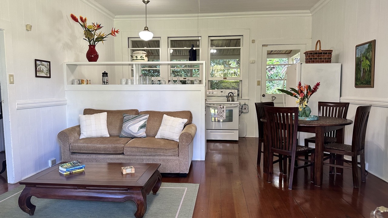 Photo of Bedroom in Keaau