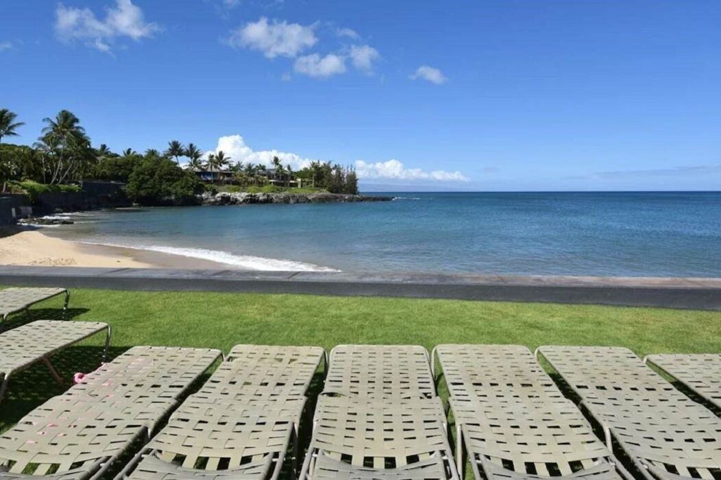 Photo of Others in Kahana