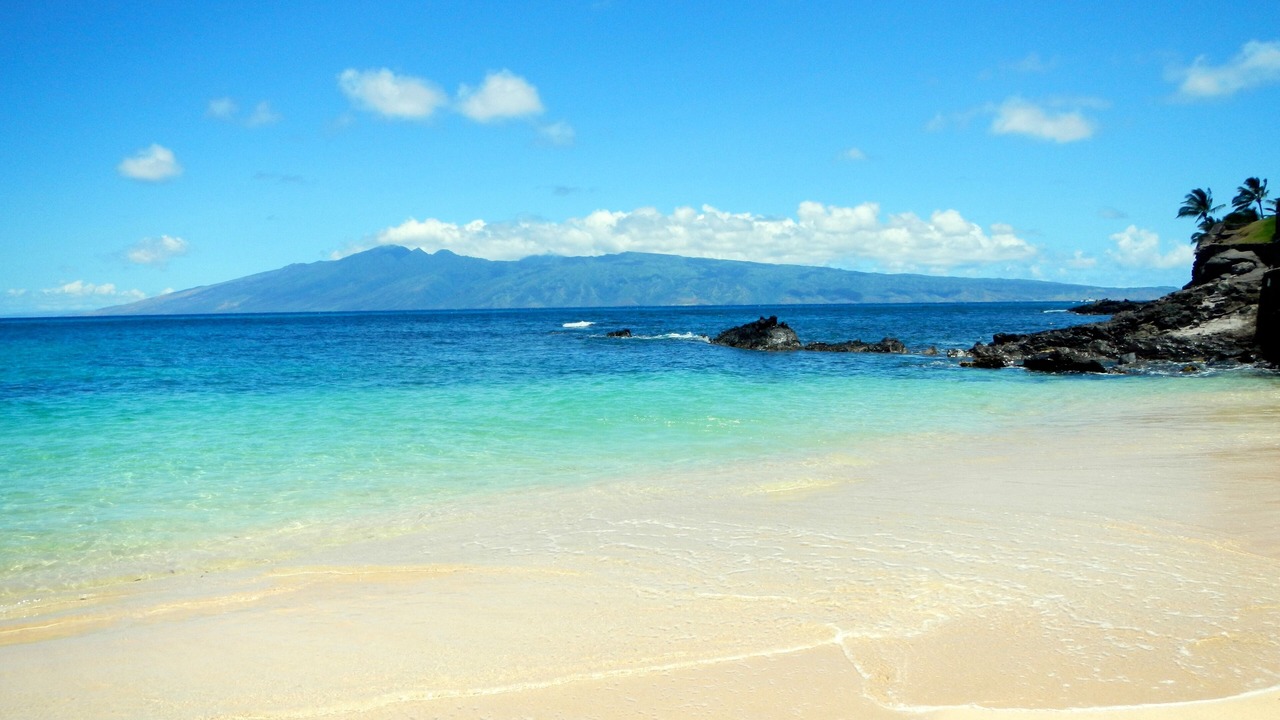 Photo of Others in Kahana