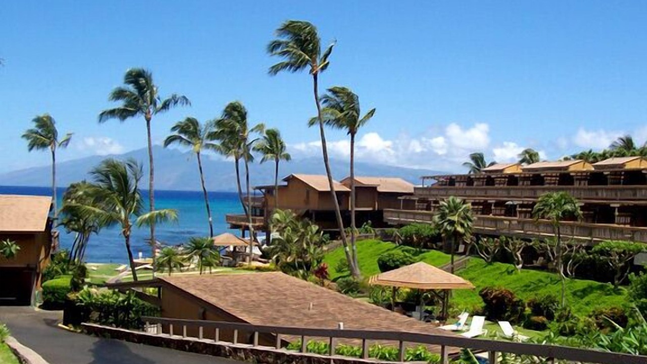 Photo of Others in Kahana