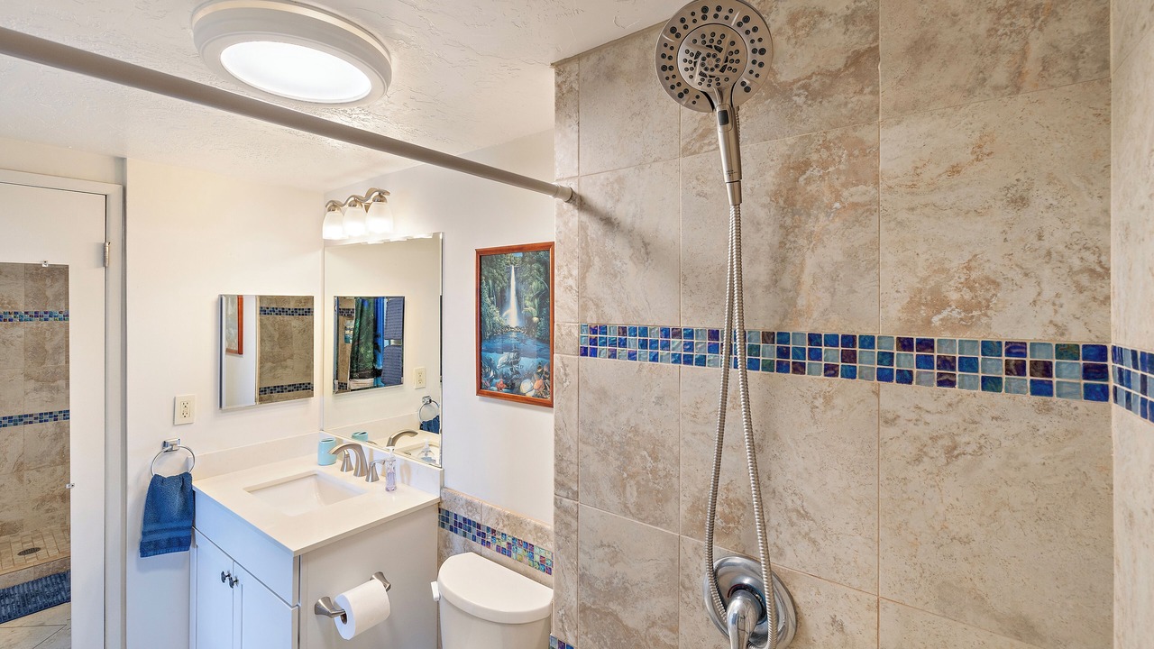 Photo of Bathroom in Kihei