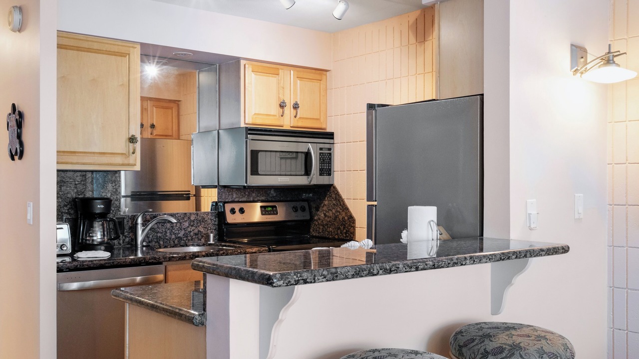 Photo of Kitchen in Historic Lahaina Front Street