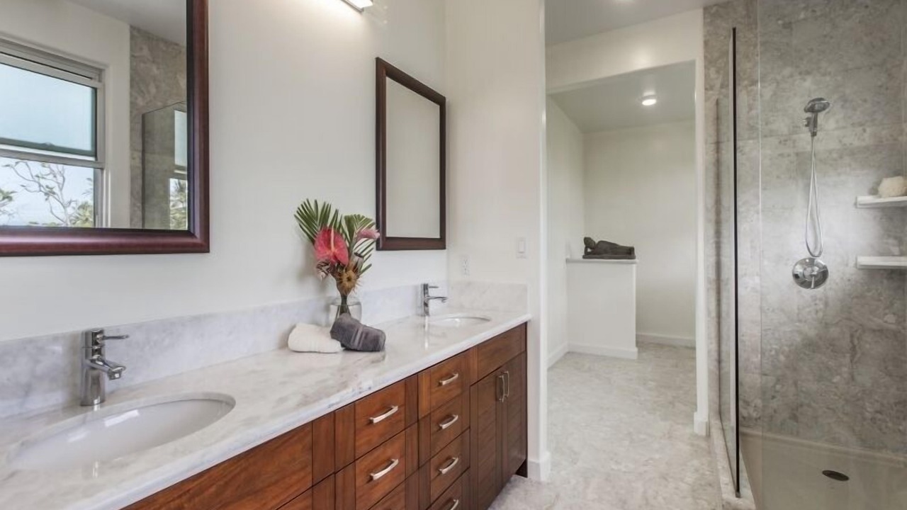 Photo of Bathroom in Lanikai