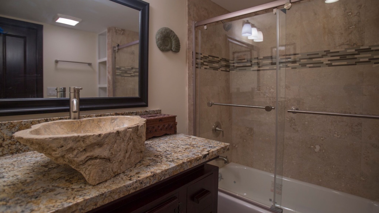 Photo of Bathroom in Kaanapali