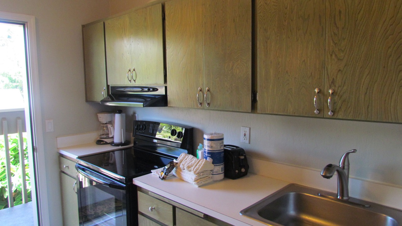 Photo of Kitchen in Kahana