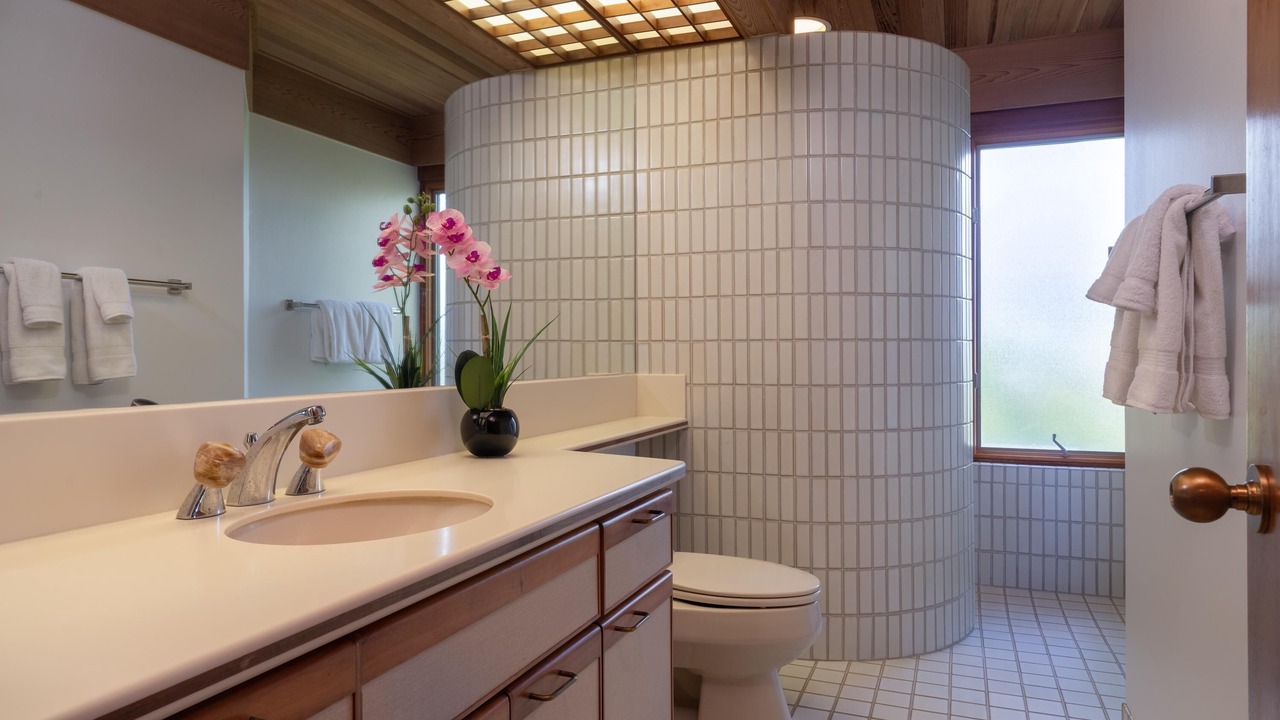 Photo of Bathroom in Wailea
