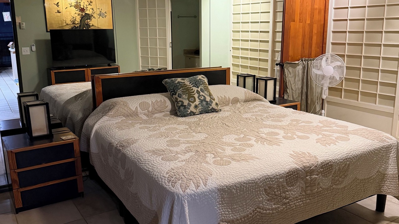 Photo of Bedroom in Makaha