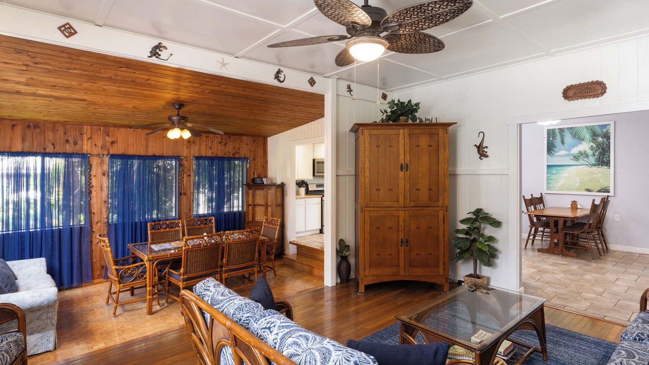 Photo of Livingroom in Hawi