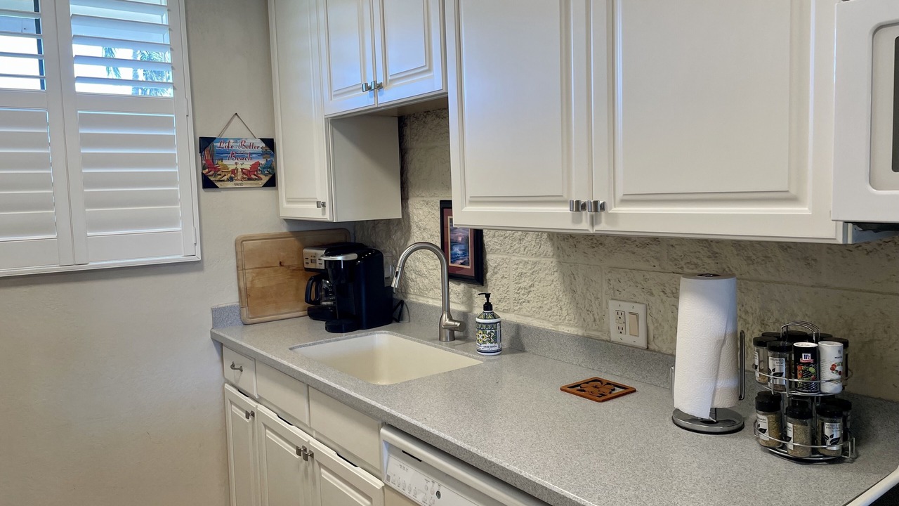 Photo of Kitchen in Maalaea