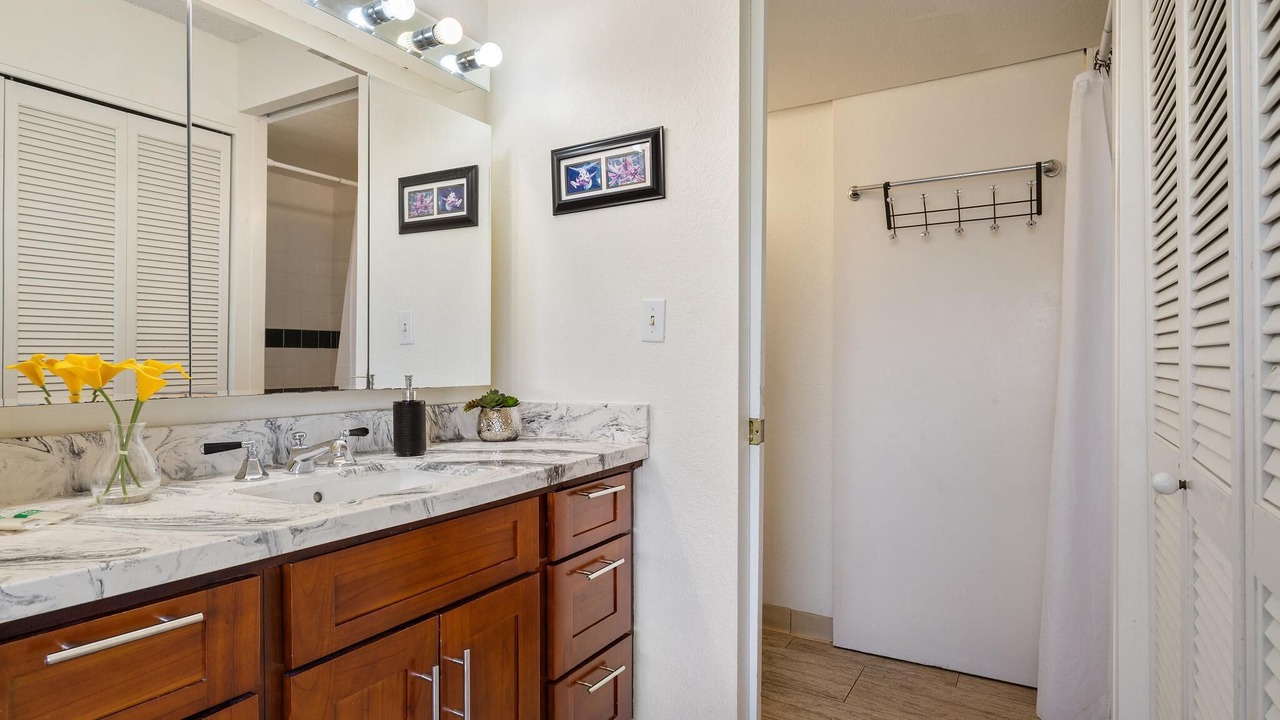 Photo of Bathroom in Waikiki