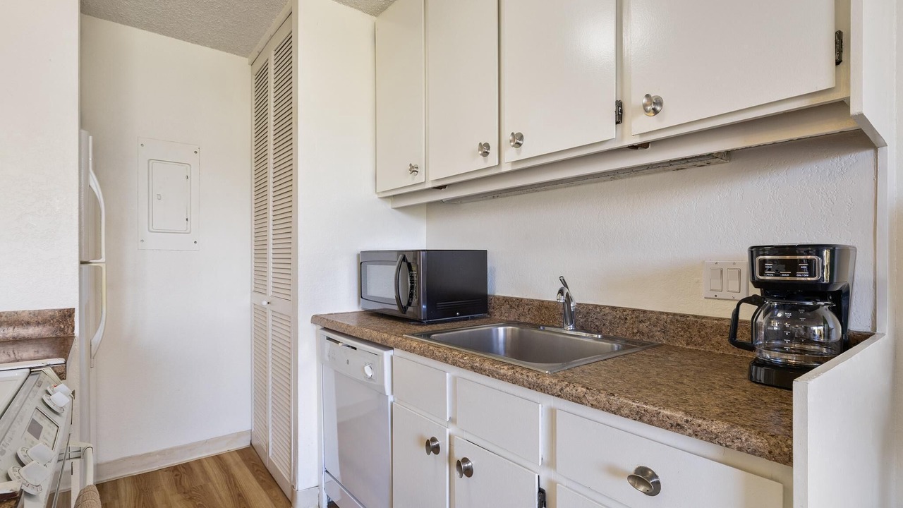 Photo of Kitchen in Waikiki