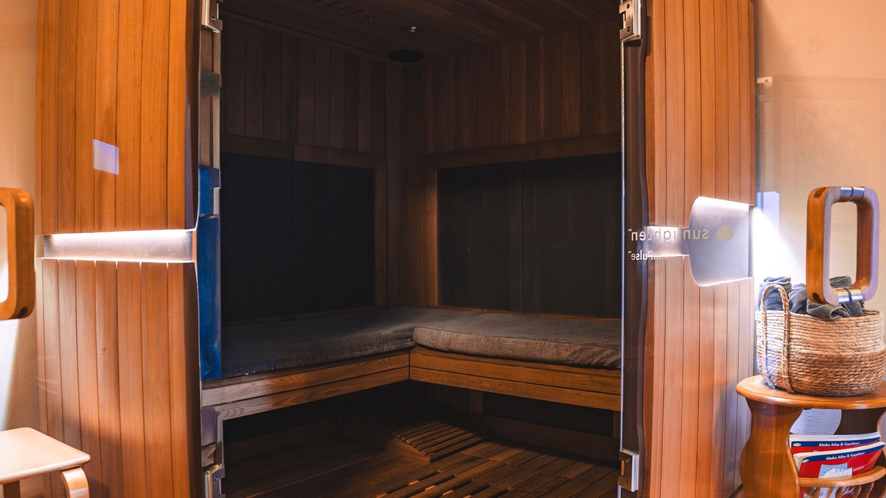 Photo of Bedroom in Homer