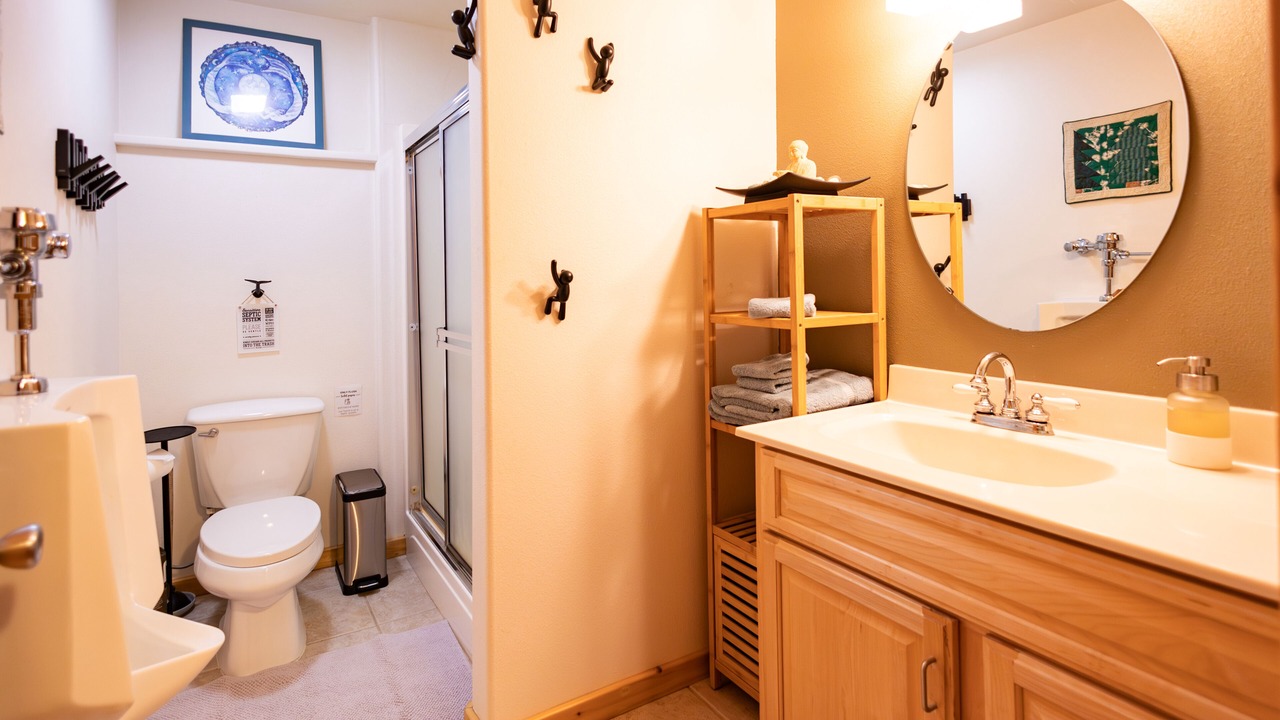 Photo of Bathroom in Homer
