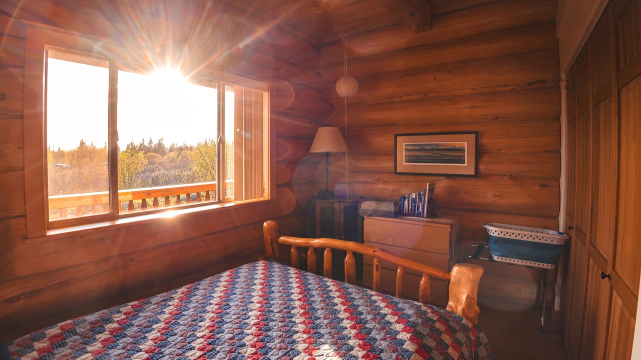 Photo of Bedroom in Homer
