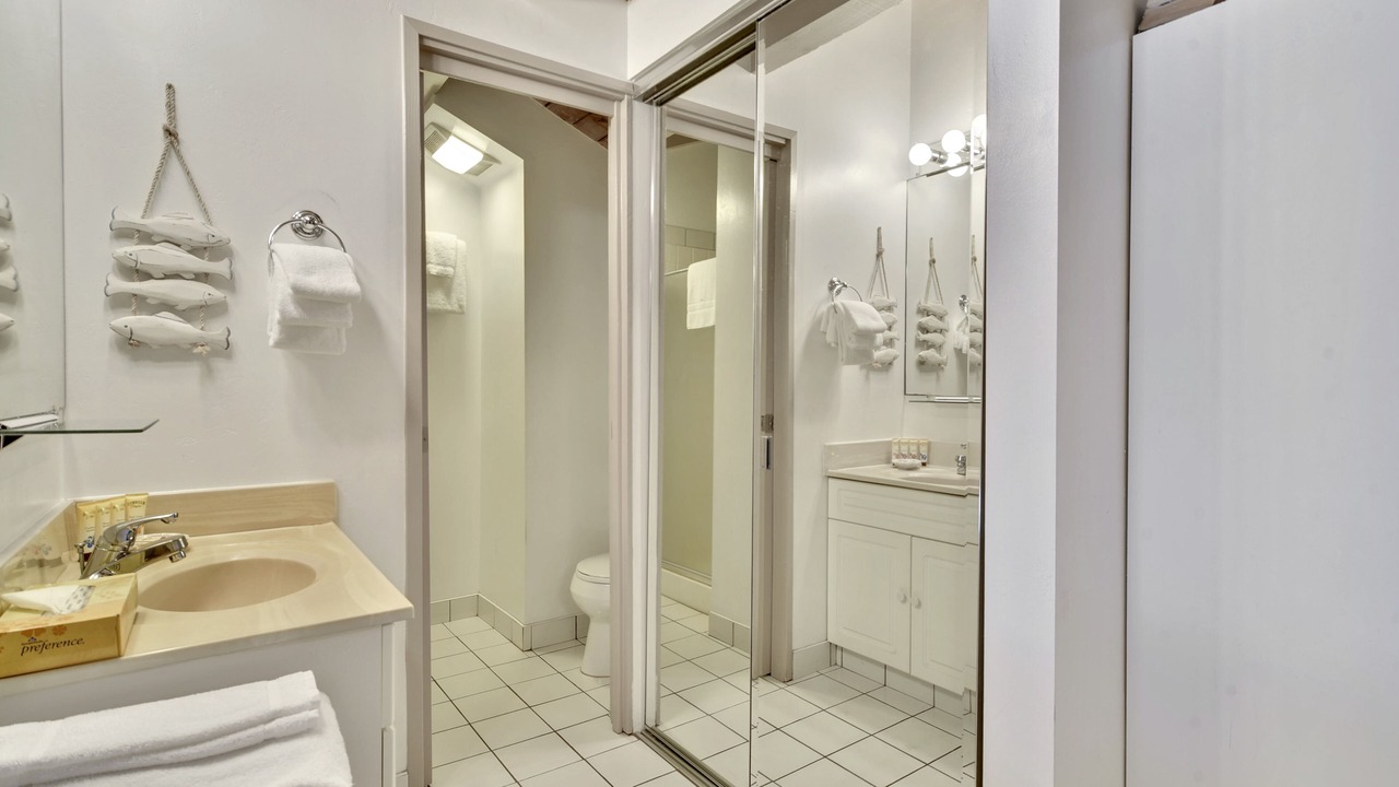 Photo of Bathroom in Honokowai