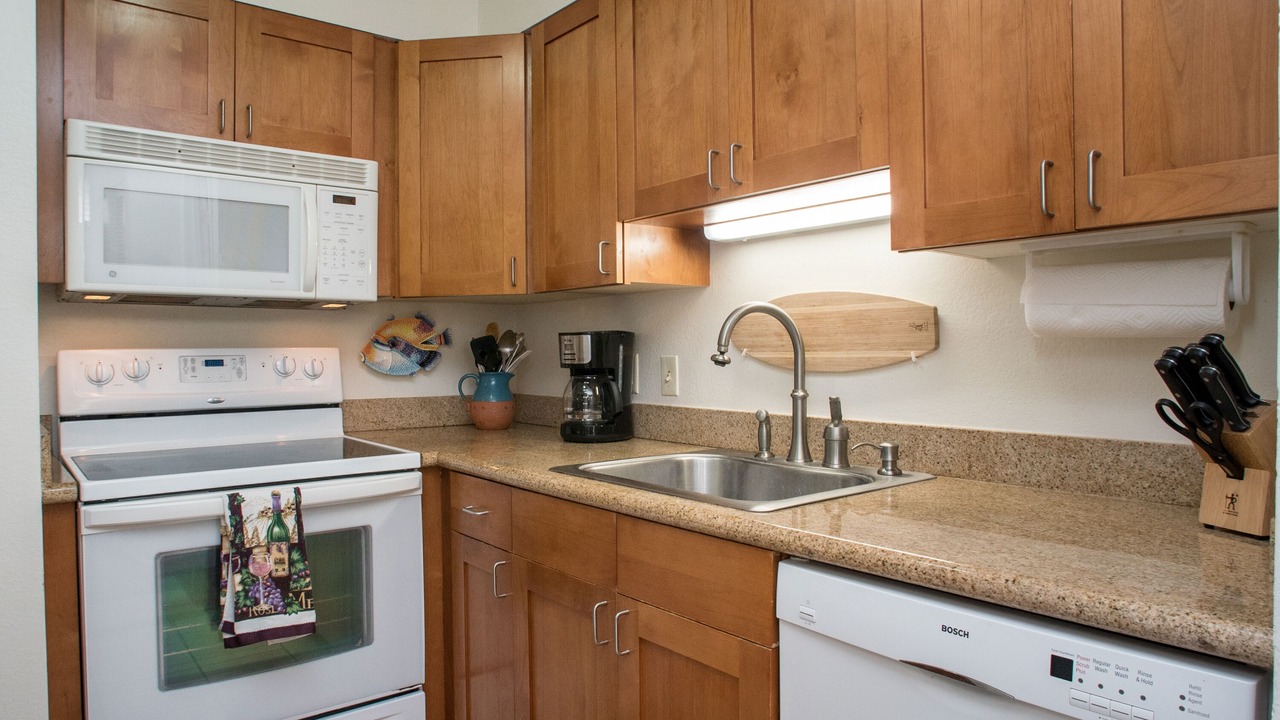 Photo of Kitchen in Kahana