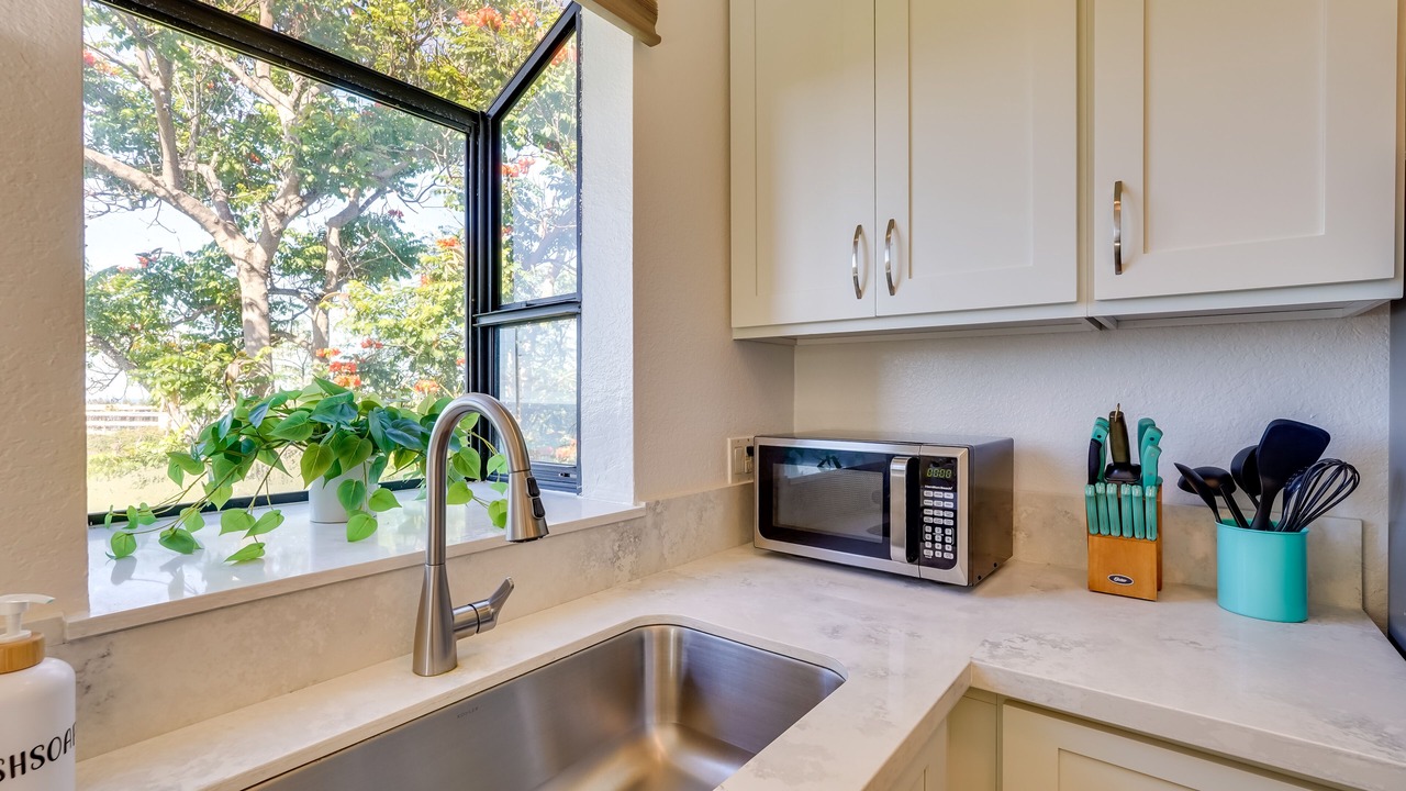 Photo of Kitchen in Historic Kailua Village