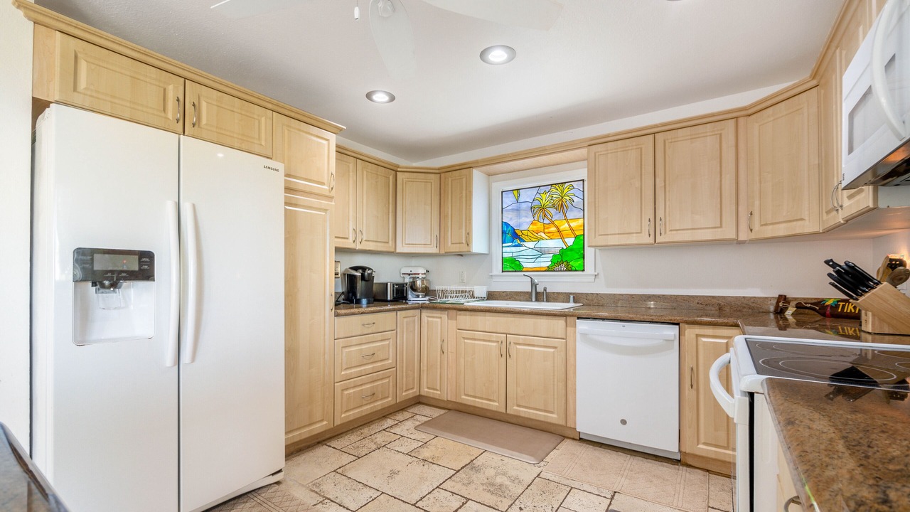 Photo of Kitchen in Pupukea
