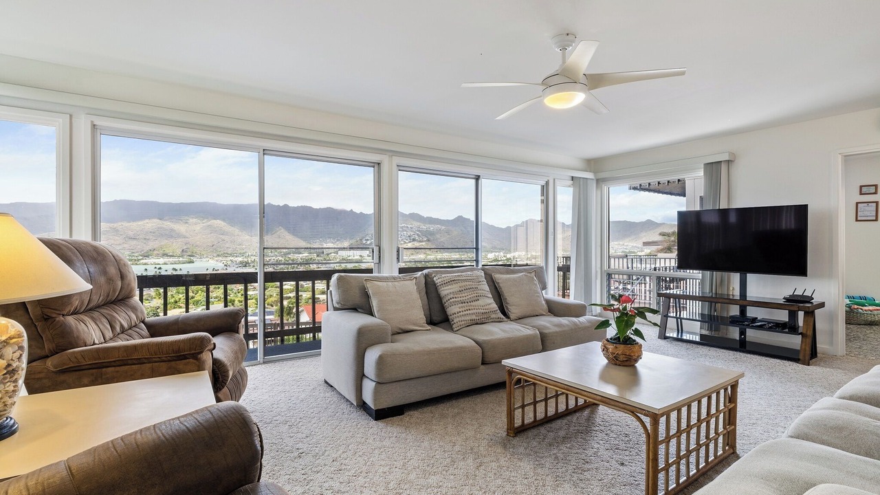 Photo of Bedroom in Portlock