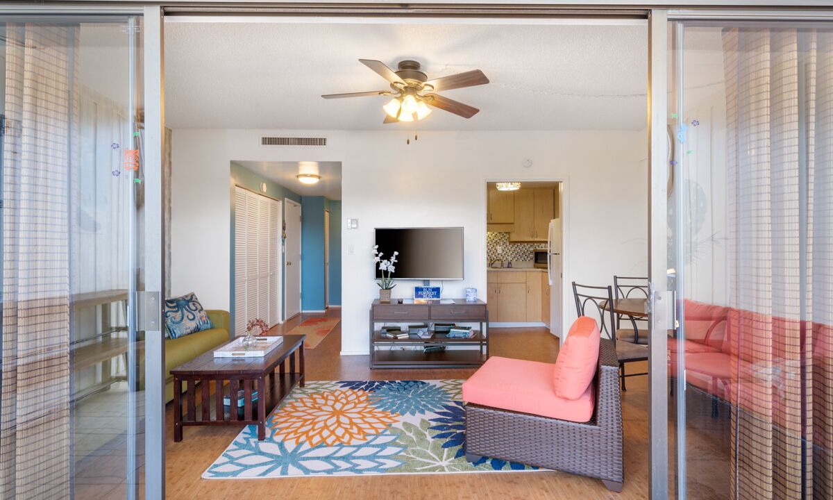 Photo of Livingroom in Historic Kailua Village