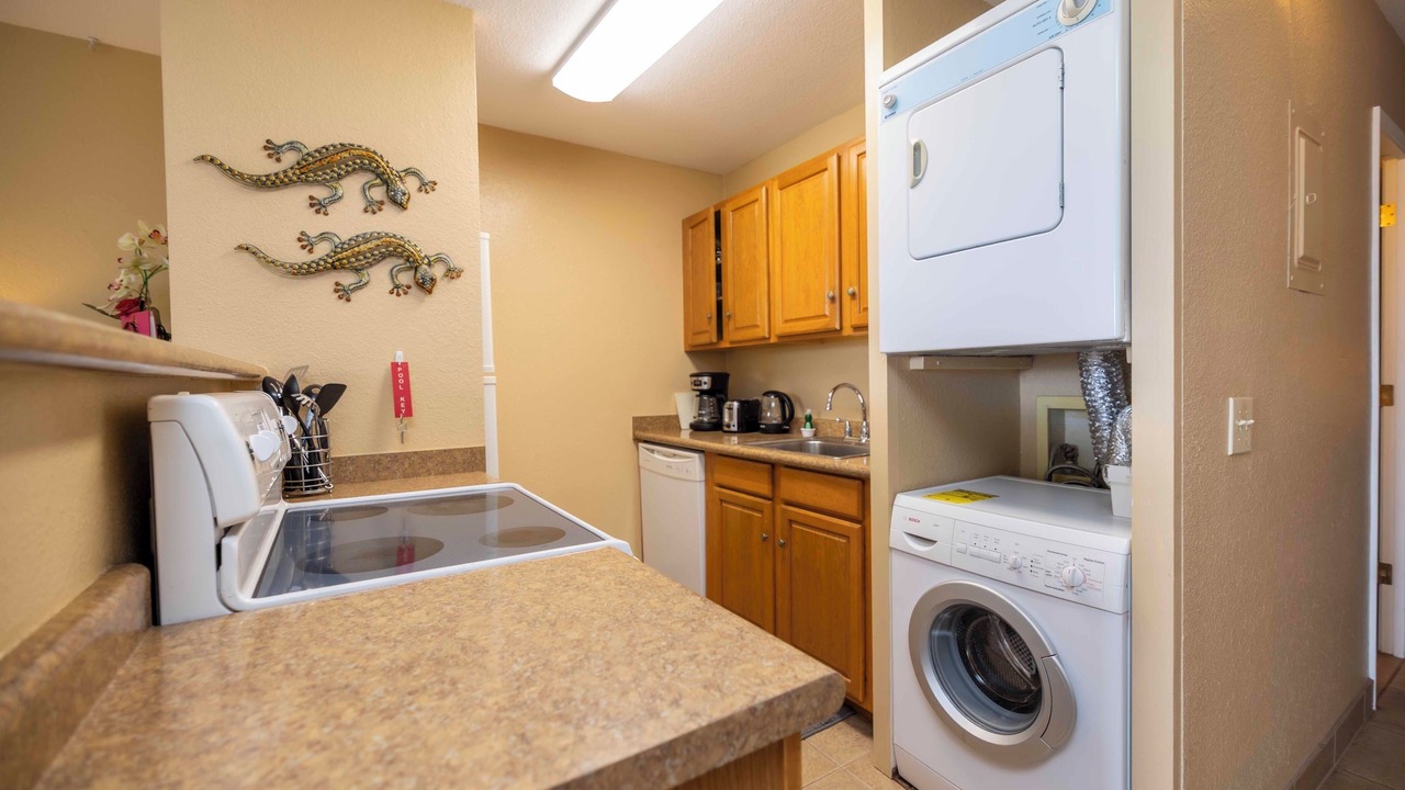 Photo of Kitchen in Maalaea
