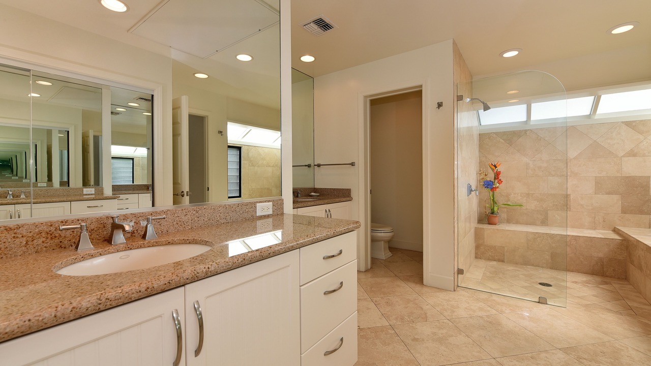 Photo of Bathroom in Napili