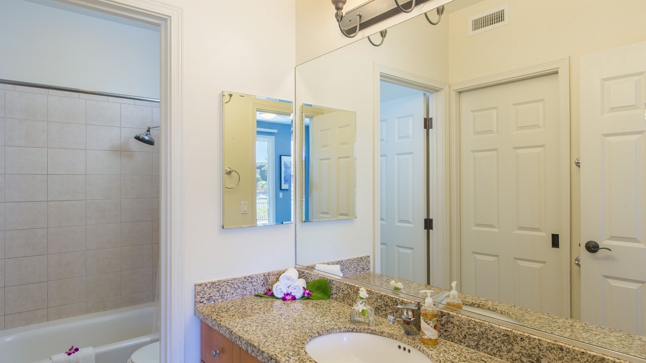 Photo of Bathroom in Hawaii Kai