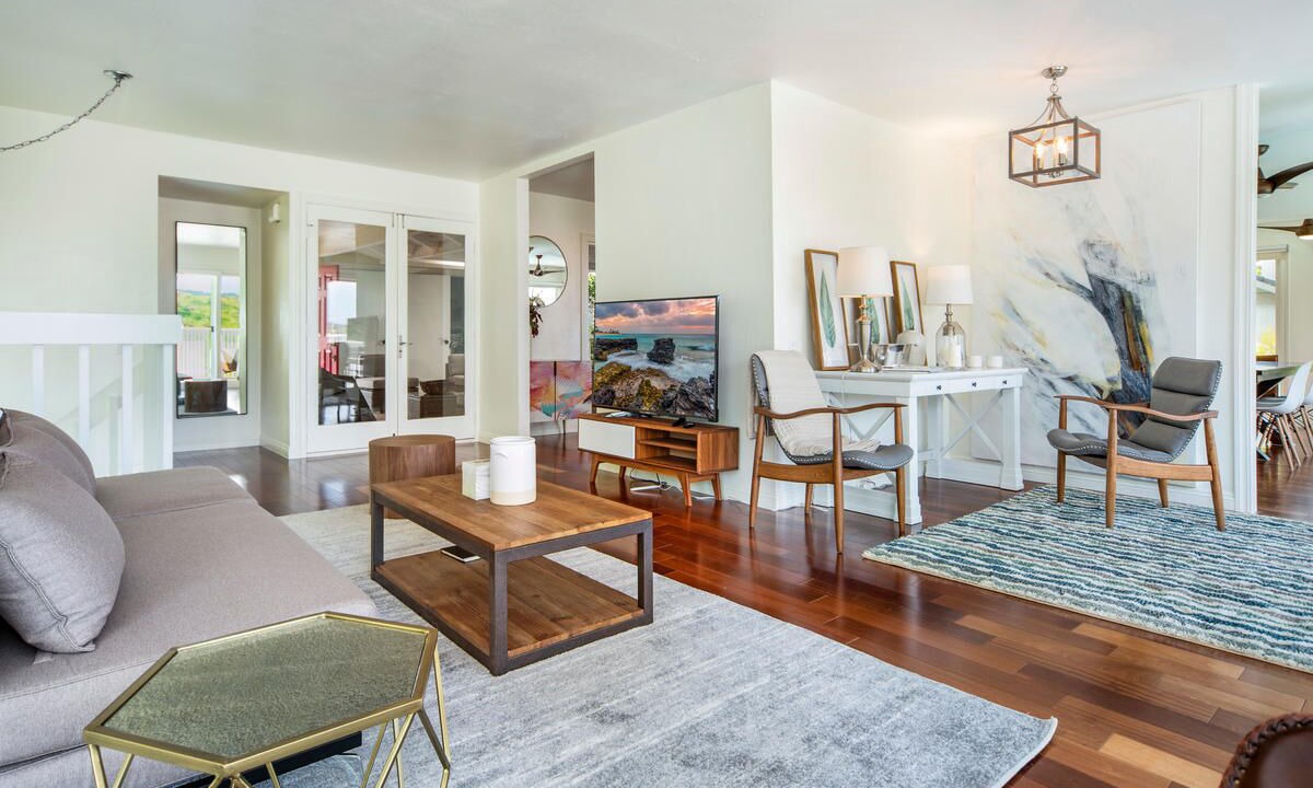 Photo of Livingroom in Hawaii Kai