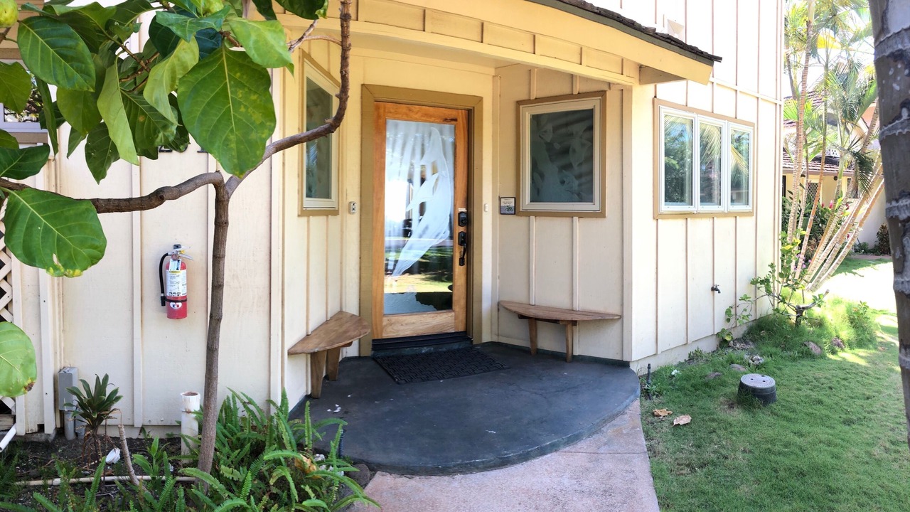 Photo of Others in Historic Lahaina Front Street