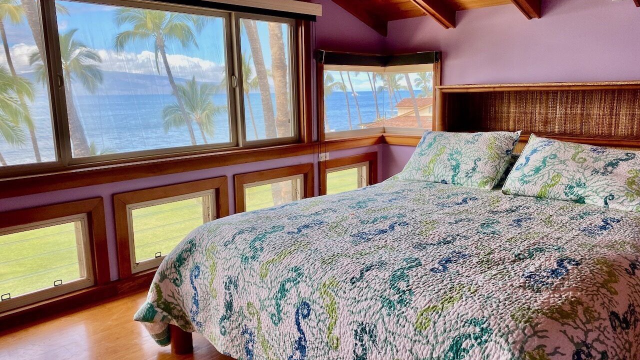 Photo of Bedroom in Historic Lahaina Front Street