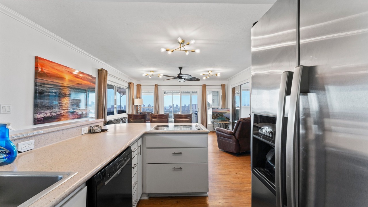 Photo of Kitchen in Waikiki