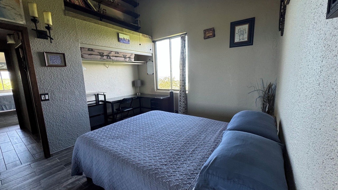 Photo of Bedroom in Hilo