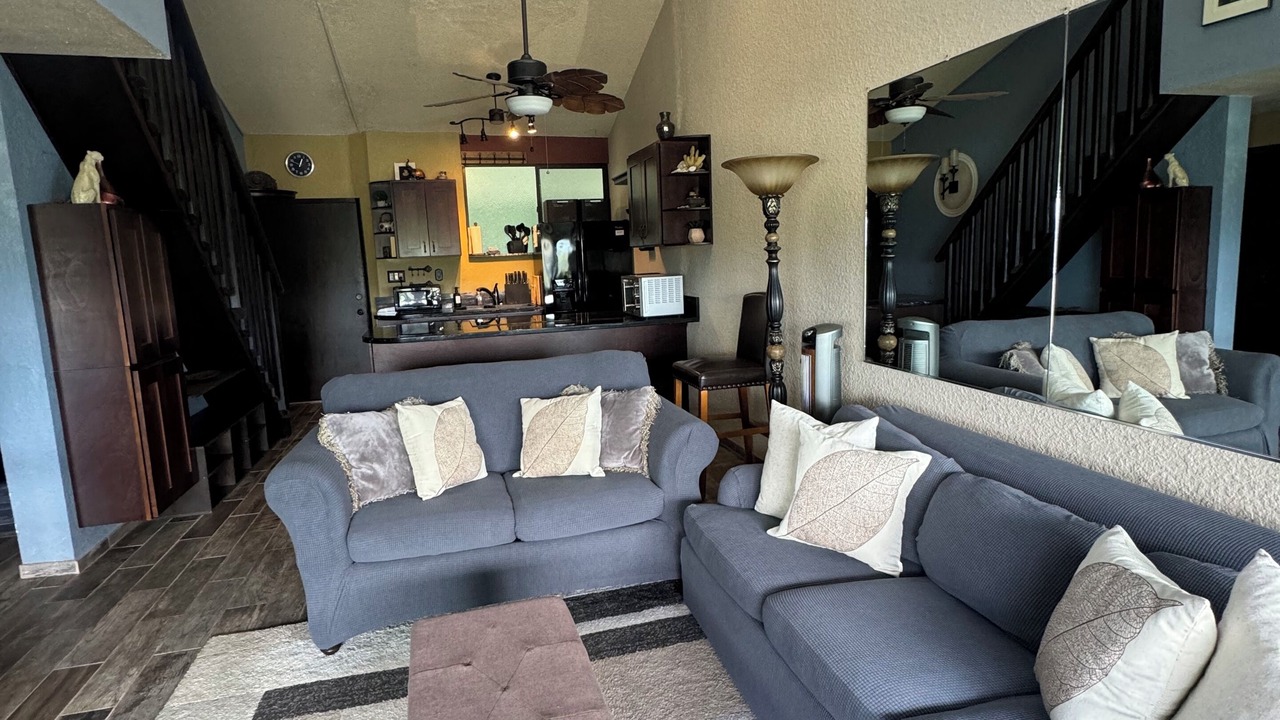 Photo of Livingroom in Hilo