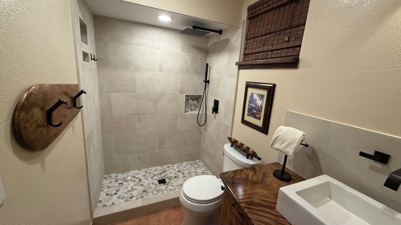 Photo of Bathroom in Mililani