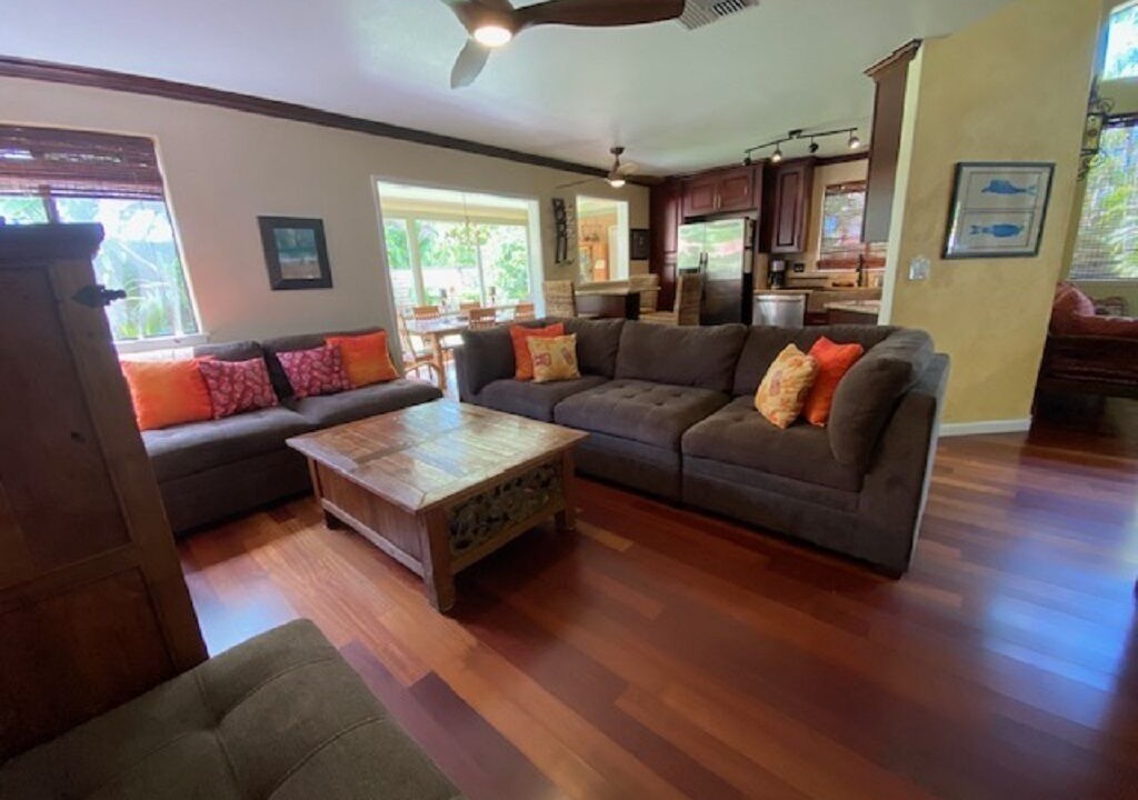 Photo of Livingroom in Mililani