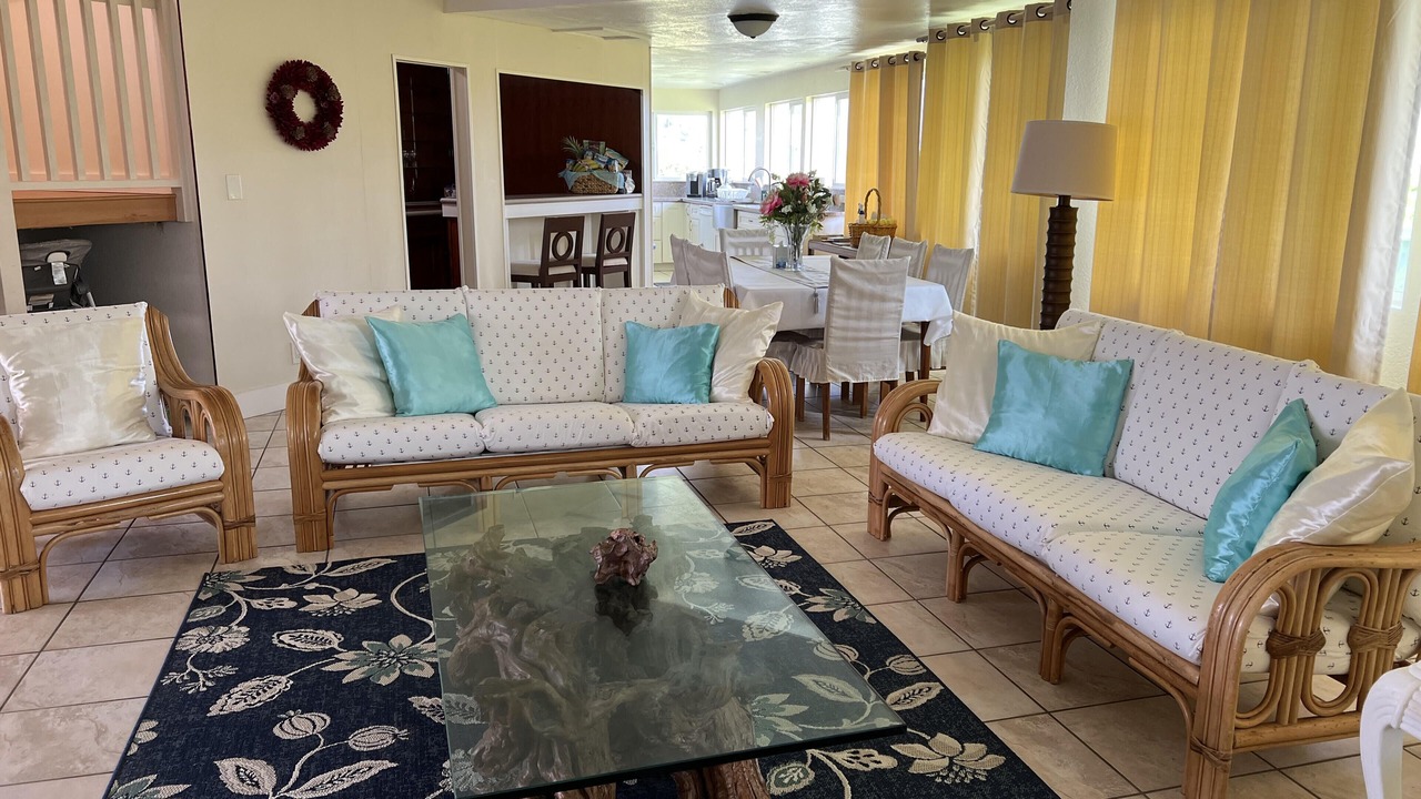 Photo of Livingroom in Kalama Tract